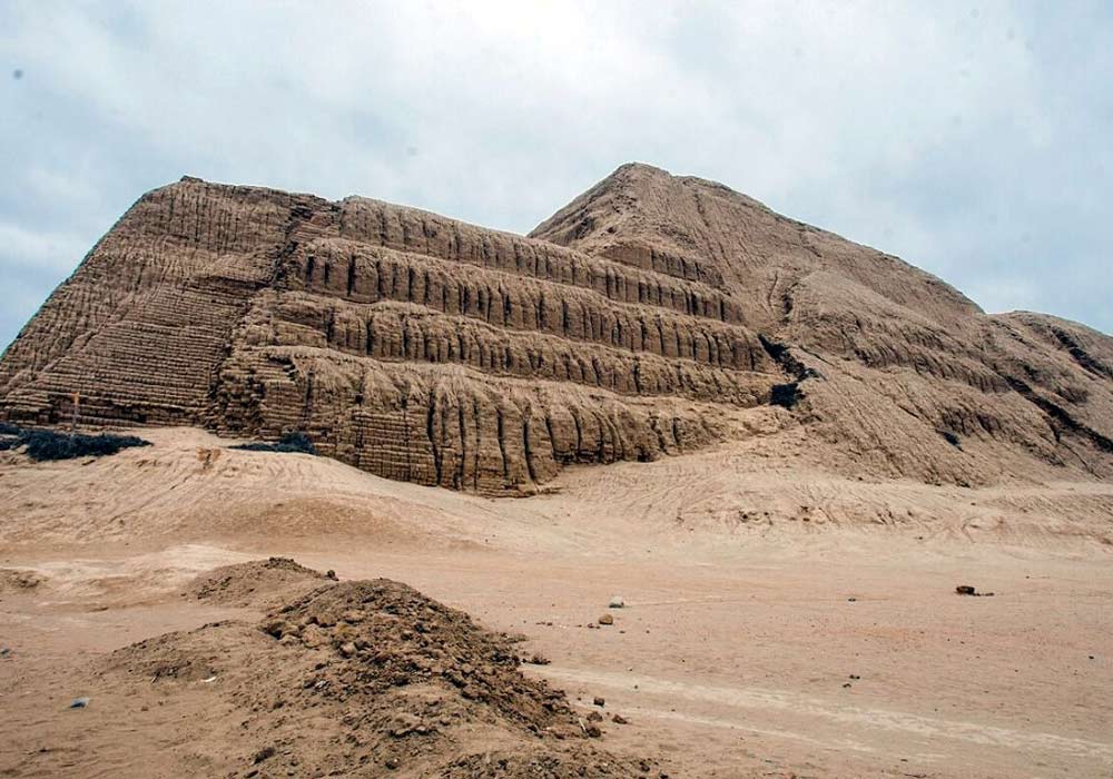 Old Treasures in North Perú (From Salaverry Port)