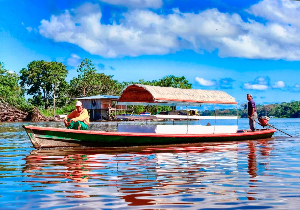 iquitos-amazon-jungle-4d3n-boat-1