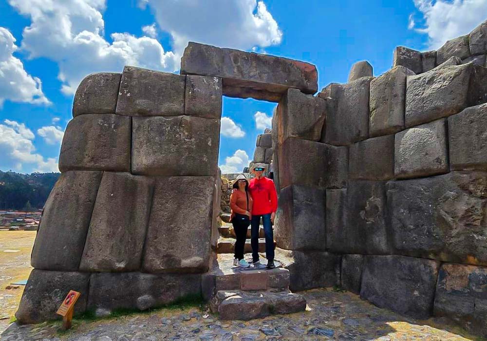 SAQSAYWAMAN