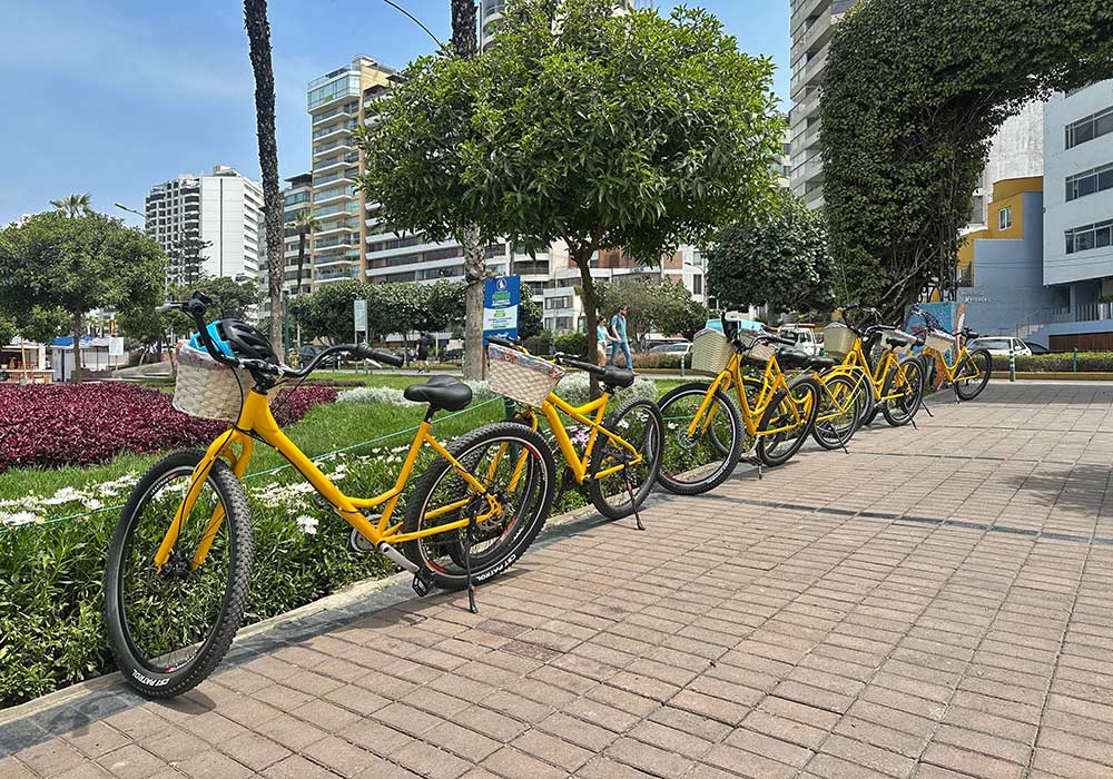 Lima bike rental in miraflores